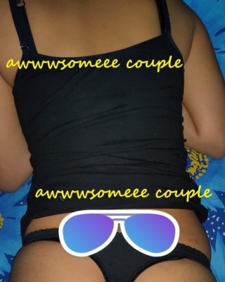 Awwwsome Paar
 #94537213