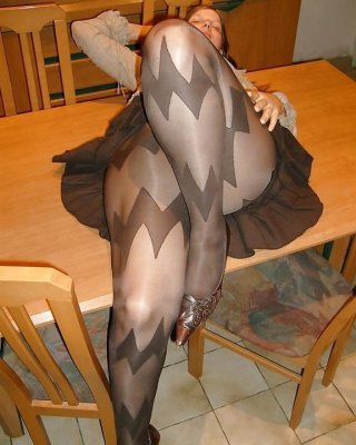 Ladys in Feinstrumpfhose 2
 #94678376