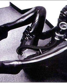 Heiße Huren mit Gasmaske
 #90239557