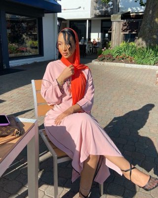 Omaima Benamre nackt #109485843