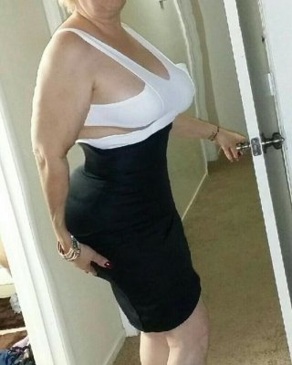 Mom Pawg #100264835
