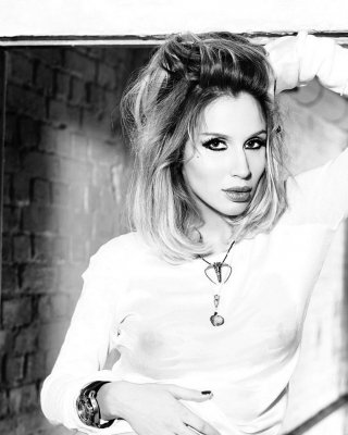 Onam va chaqaloq porno