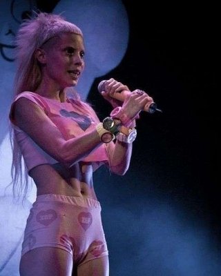 Йоланди Фиссер Голая - Yolandi Visser Nude