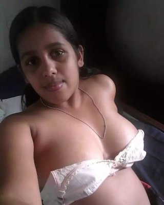 Sri Lanka sexy Tantchen
 #93398140