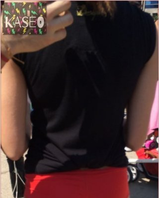 Nena en Lenceria Roja Paseo Sin Pantalones CDMX #96614801