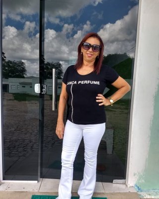 BRAZILIAN BUSTY MILF