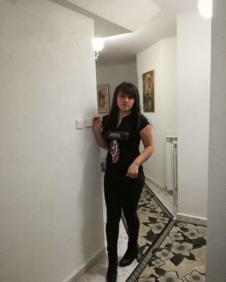 Aishe
 #100231080