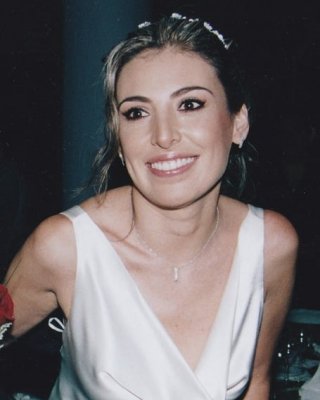 Adriana
 #93609384