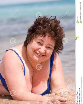 FAT MATURE SWIMSUIT