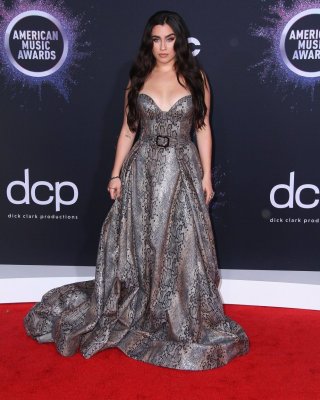 Lauren jauregui Dekolleté
 #79559829
