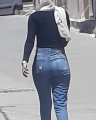 Hijeb sexy Arsch
 #94377834