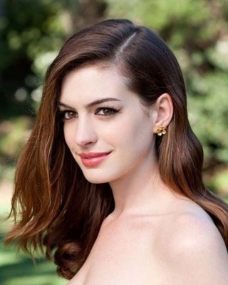 Anne Hathaway