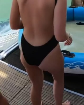 Wasserpark-Ärsche
 #90290103