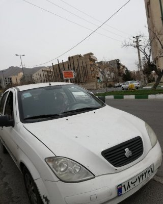 イランの女性の運転 1
 #81573384