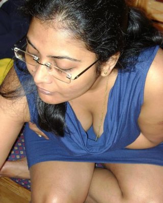 Sandhya, Hardcore Homely Wife Desi Indian