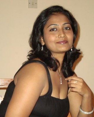 Sandhya, Hardcore Homely Wife Desi Indian