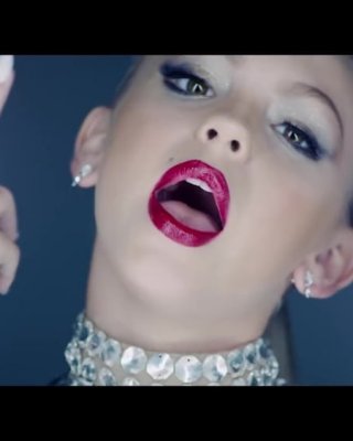 Makeup fetish 71 #94039564