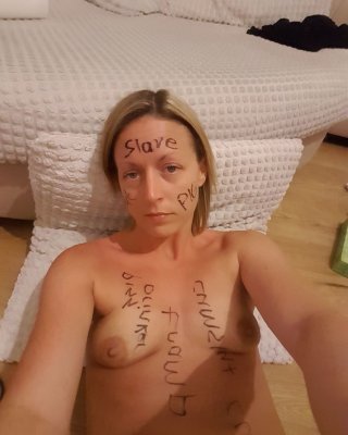 Blonde Milf Mom Exposed Whore Dirty Bitch Mass Favs Pute Pig