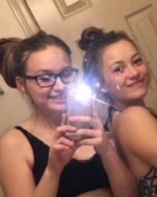 Mashay und kaylee die huren mash-up
 #90106883