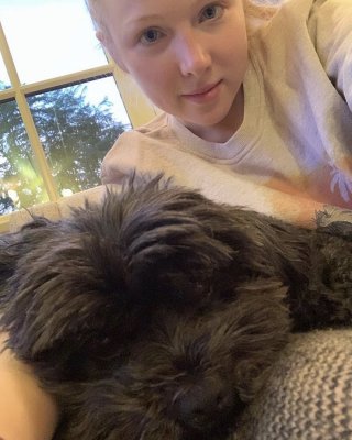 Molly quinn
 #105669450