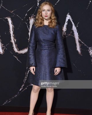 Molly quinn
 #105669462
