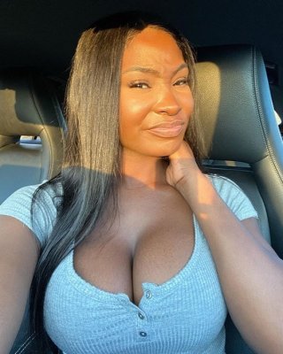 Sexy instagram Titten
 #92972336