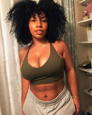 Sexy instagram Titten
 #92972342