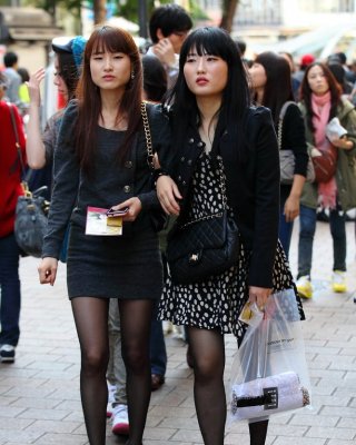 Street Pantyhose - Real Life Asian Cunt In Tights