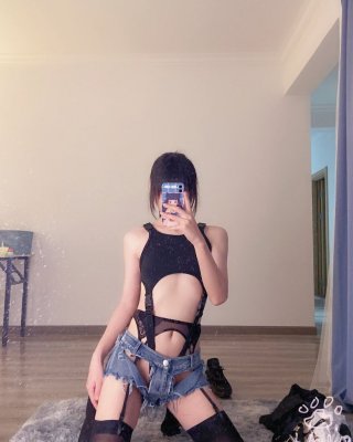 HanaSilver nackt #108375072