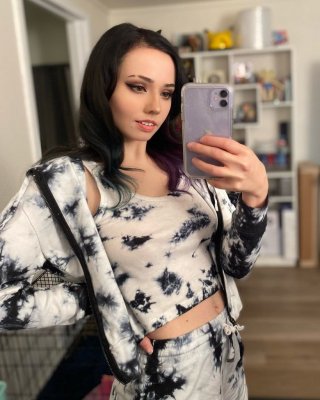 Charleemanderz nude #109078699
