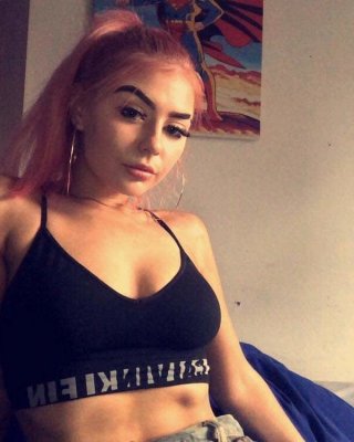Sexy Tattoo Belfast Mädchen
 #101349025