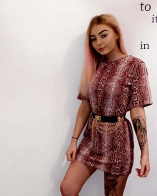 Sexy Tattoo Belfast Mädchen
 #101349066