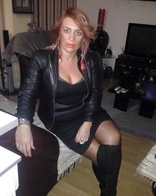 Serbische Milfs und Reife vol.135
 #84240051