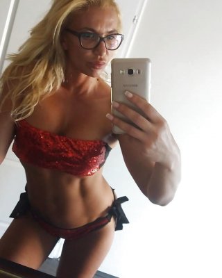 Serbische Milfs und Reife vol.135
 #84241141