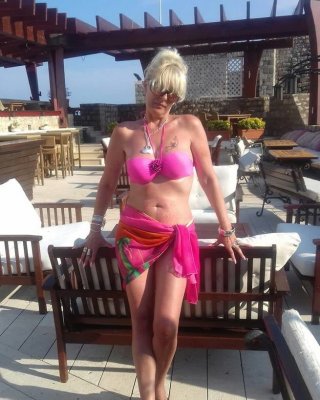 Serbische Milfs und Reife vol.135
 #84243151
