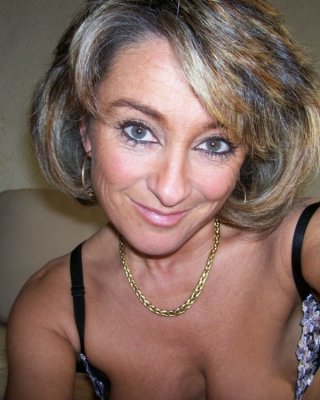 Amateur Milf Whore French