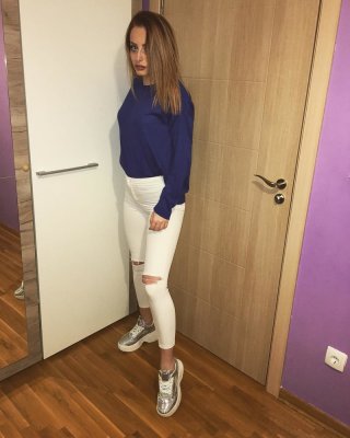セルビアのホットな痩せたブロンドの売春婦の女の子 ana stojilkovic
 #80757396