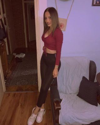 セルビアのホットな痩せたブロンドの売春婦の女の子 ana stojilkovic
 #80757411